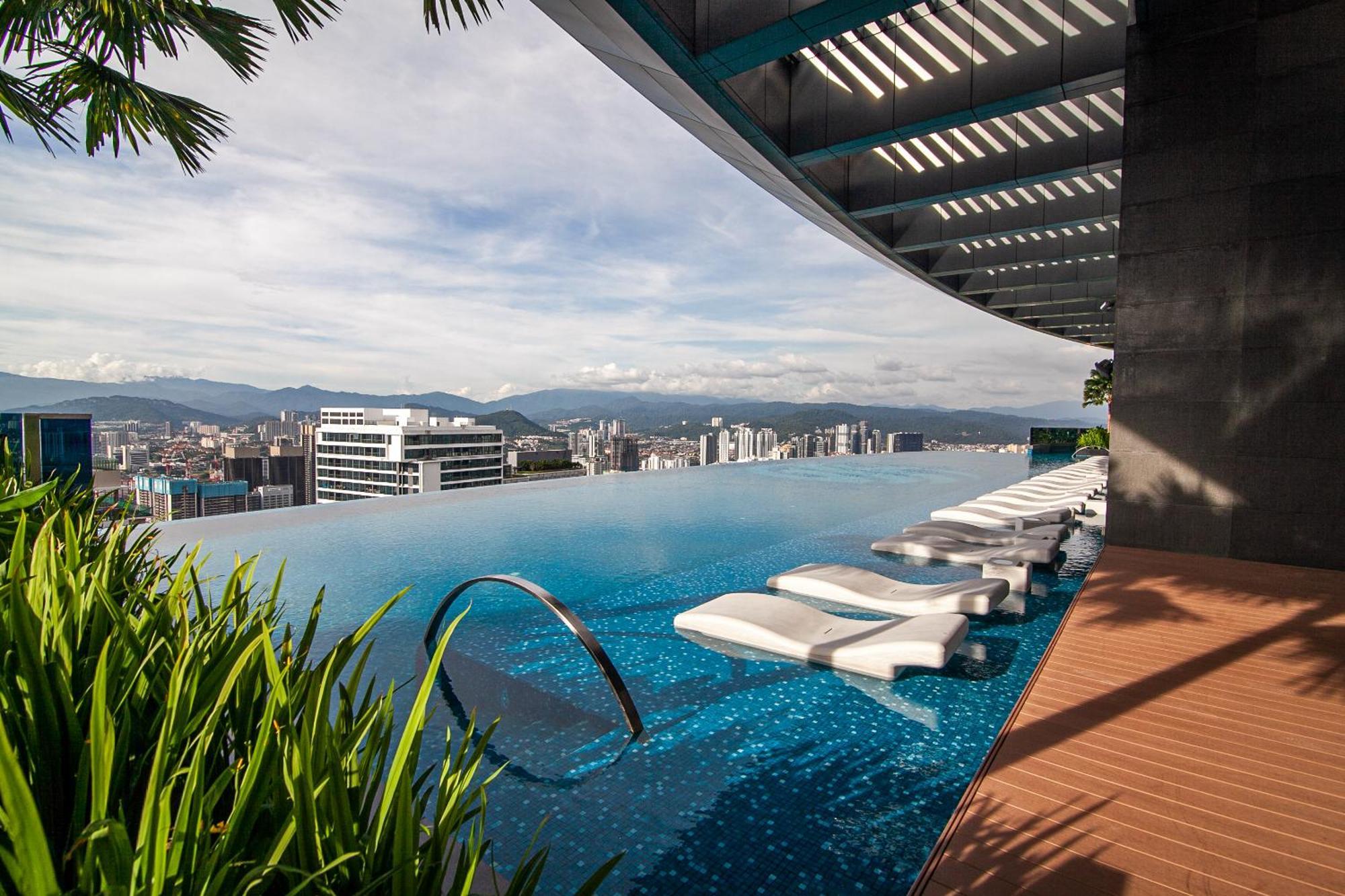 Eaton Residences Klcc By Plush 쿠알라룸푸르 외부 사진