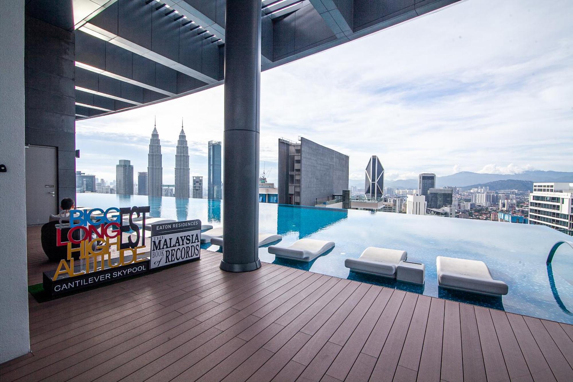 Eaton Residences Klcc By Plush 쿠알라룸푸르 외부 사진